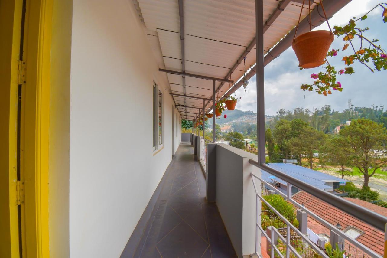 Fabhotels Reflections Guest House Ooty Bagian luar foto